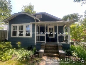 Building Photo - 602 E Maynard Ave
