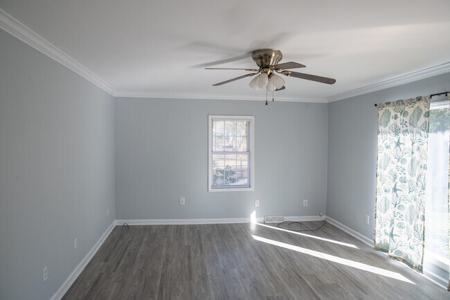 Foto del edificio - 153 Stump Sound Church Rd