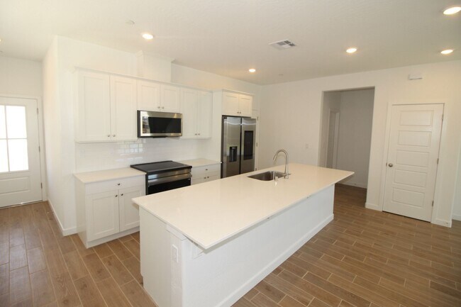 Foto del edificio - Brand New Lennar Home with Solar