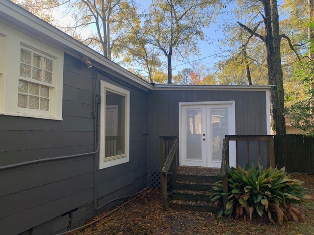 Building Photo - 211 Patton Ave