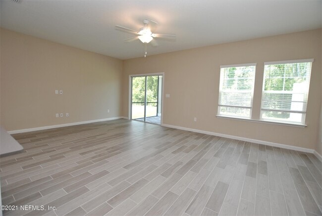 Foto del edificio - 35 Clifton Bay Loop