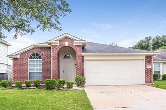 Building Photo - 25235 Clover Ranch Dr