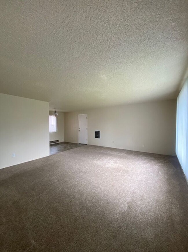 Foto del edificio - Must See Lebanon Home!