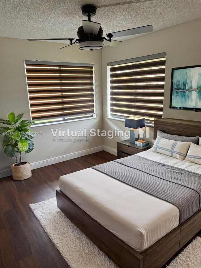 Foto del edificio - 600 NW 214th St