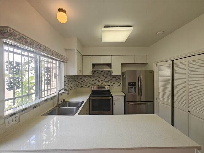 Foto del edificio - 4539 Acacia St