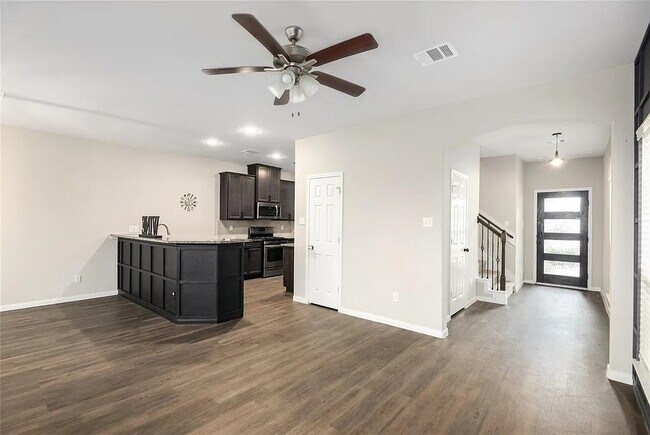 Foto del edificio - 6404 Macroom Meadows Ln