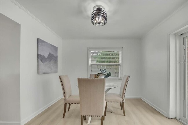 Foto del edificio - 8424 Stillbrook Ave