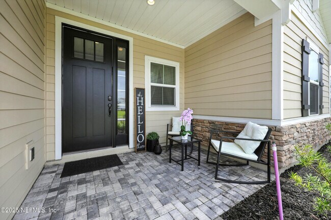 Foto del edificio - 24 Tradesman Ln