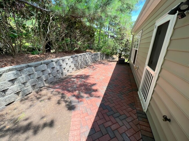 Photo - Cute Ranch Home near Southpoint and RTP