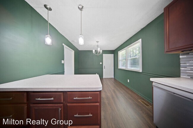 Building Photo - 3 br, 2.5 bath House - 194 Paddlewheel Rd