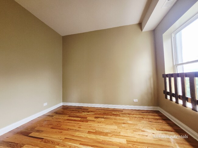 Foto del edificio - 207 N Parkside Ave