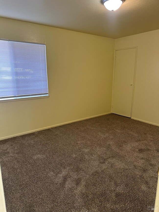 Building Photo - 50 Mosswood Ave