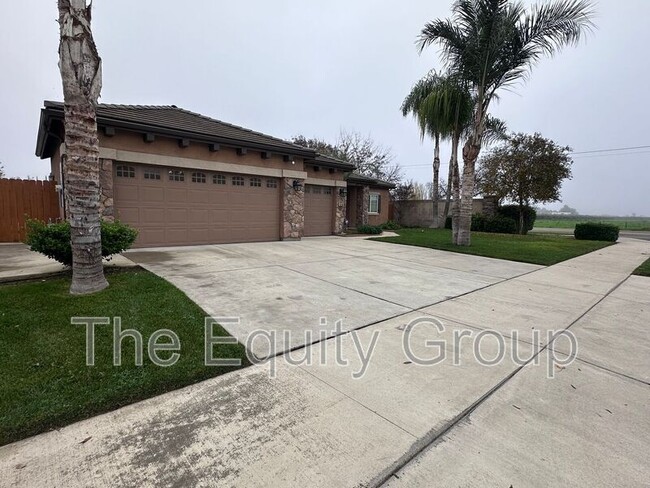 Foto del edificio - 5235 W Nellis Ct