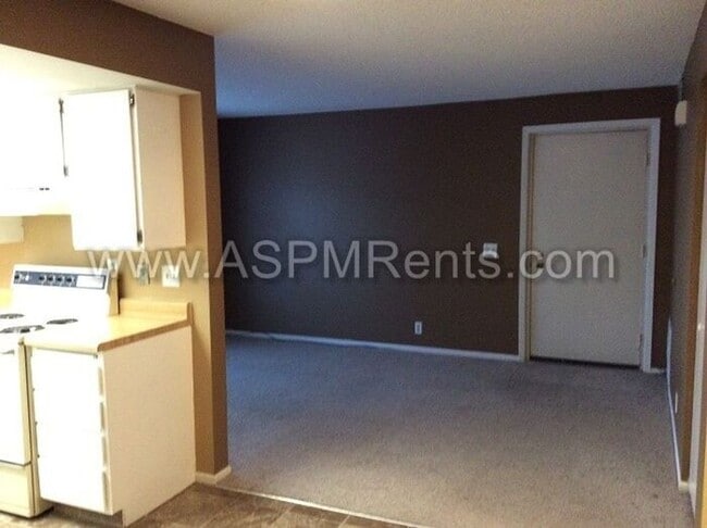Building Photo - Millcreek-Holladay Condo with Amenities
