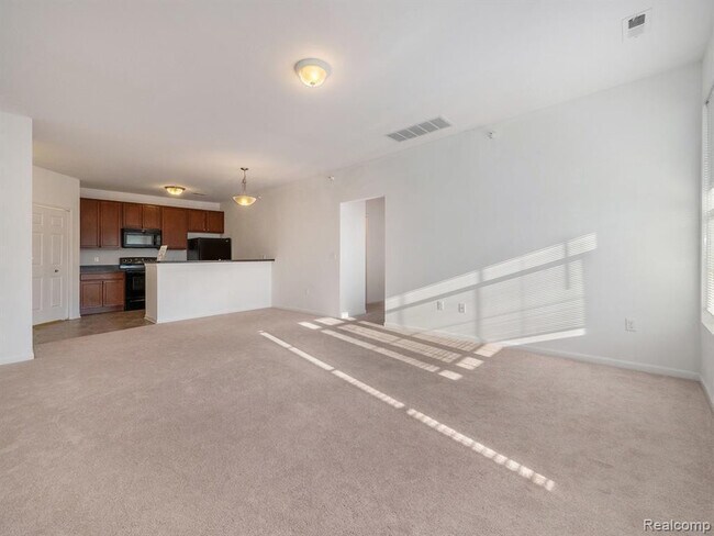 Building Photo - 964 W Summerfield Gln Cir