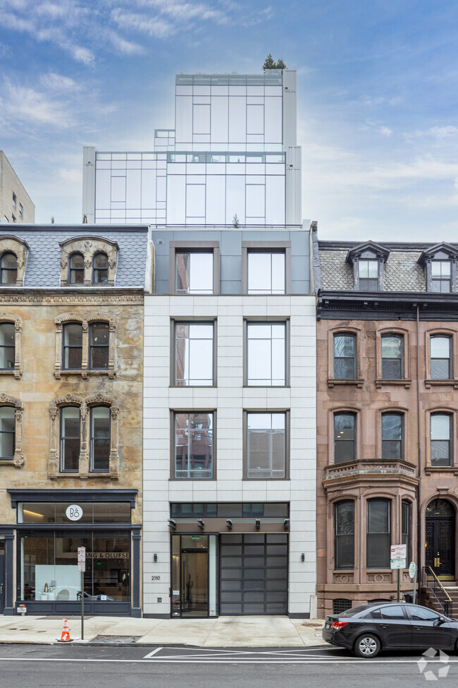 Building Photo - 2110 Walnut St