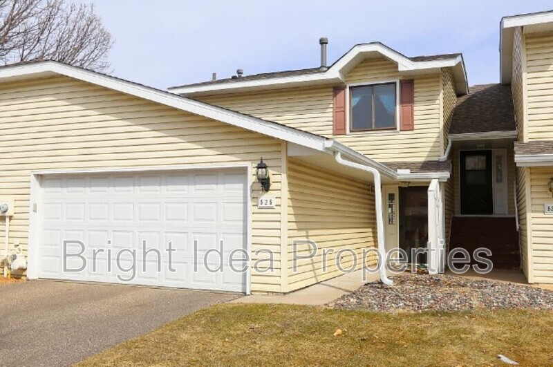 Primary Photo - 525 Pleasure Creek Dr