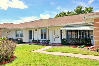 Building Photo - 831 Timberview Dr