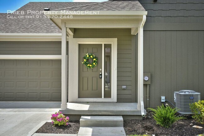 Foto del edificio - Genesis Farms Duplex - Ready for Move In!