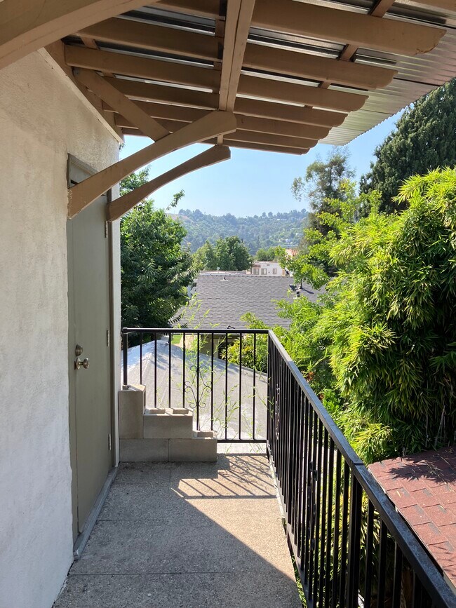 Building Photo - 4017 Berenice Ave