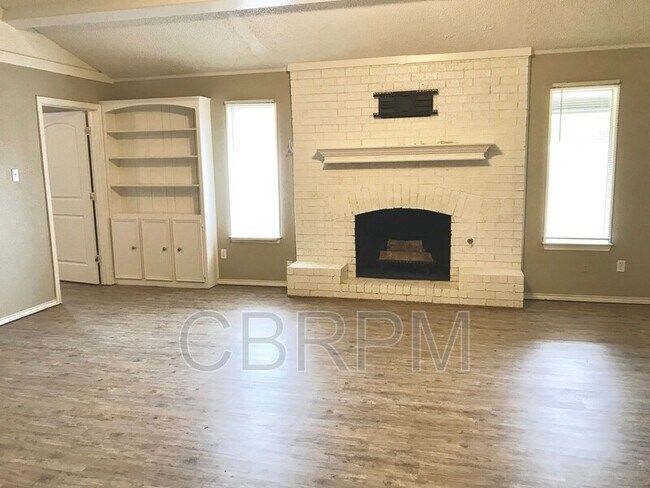 Foto del edificio - 8606 Geneva Ave