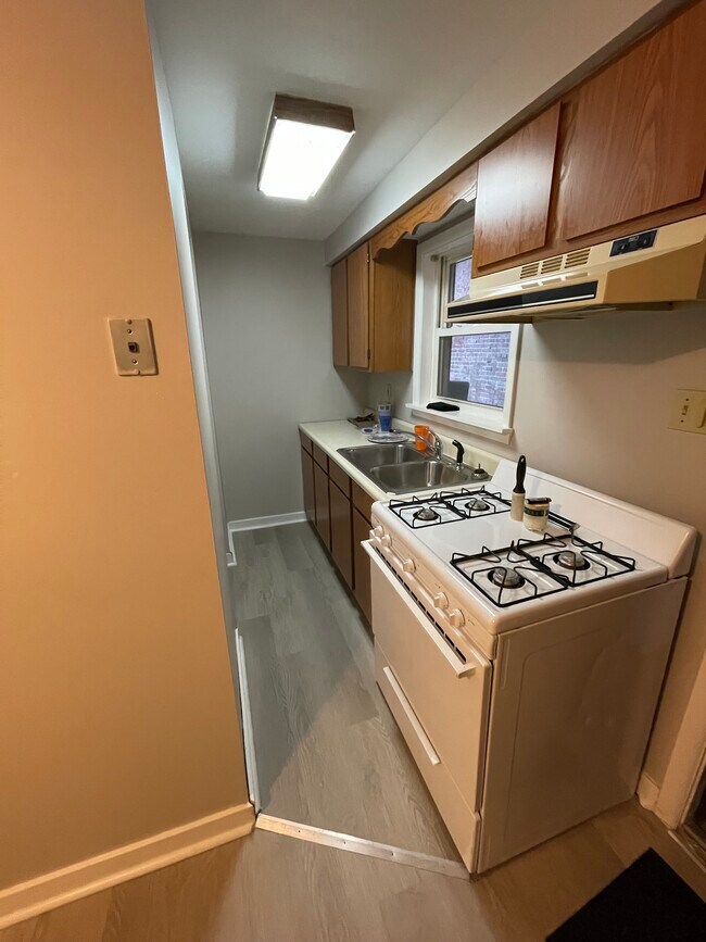 Foto del edificio - 1628 Lowrie St