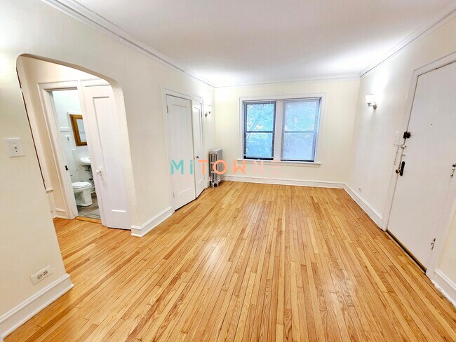 Foto del edificio - 4800 N Paulina St