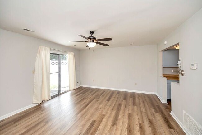Foto del edificio - 2424 Lafayette Blvd