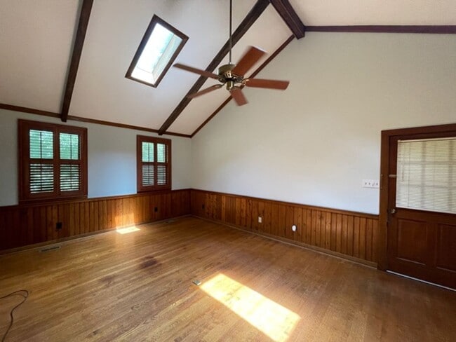 Foto del edificio - Wonderful ranch with inground pool!