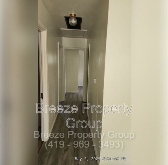 Foto del edificio - 2074 Price St