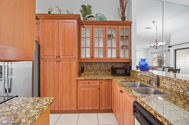 Foto del edificio - 13526 Fountain View Blvd