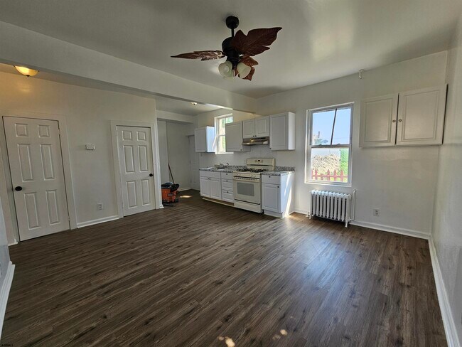 Building Photo - 17 Belle Haven Ct