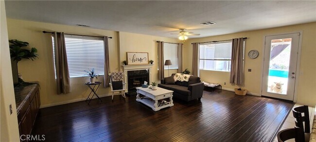 Building Photo - 1026 McCall Dr