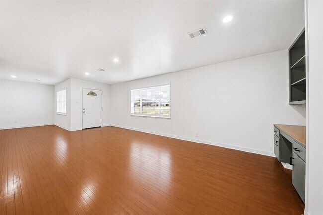 Foto del edificio - 5443 Randon School Rd