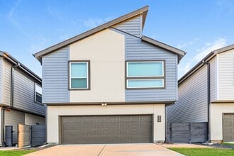 Building Photo - 337 N Centro Cir