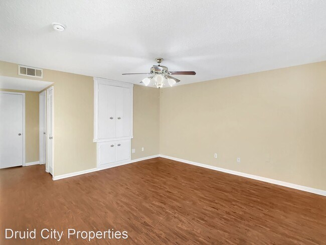 Building Photo - 2 br, 1 bath House - 3930 Watermelon Road