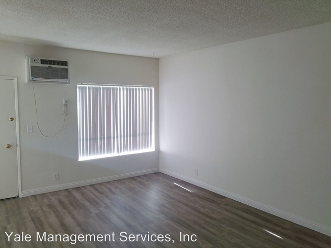 Building Photo - 12550 Burbank Blvd