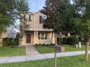 Building Photo - 12030 Silverlake Park Dr