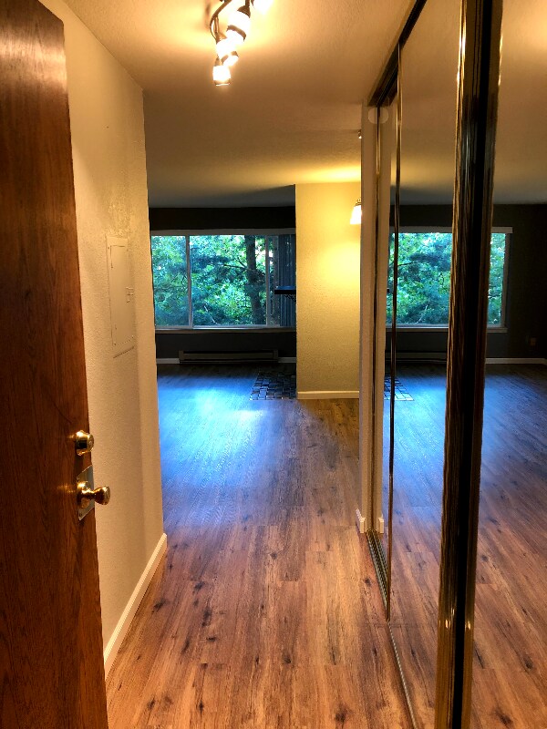 Foto del edificio - 555 N 105th St
