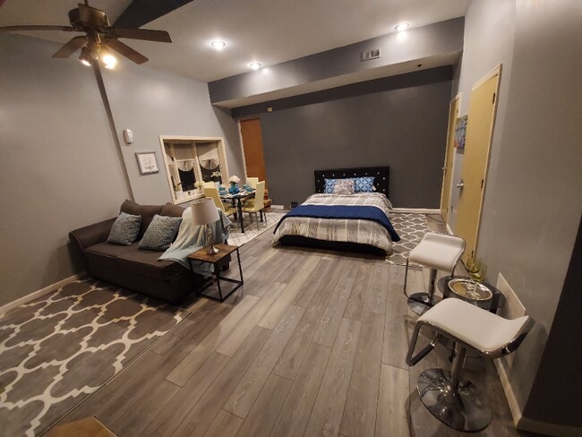 Building Photo - 12 Murphy Rd