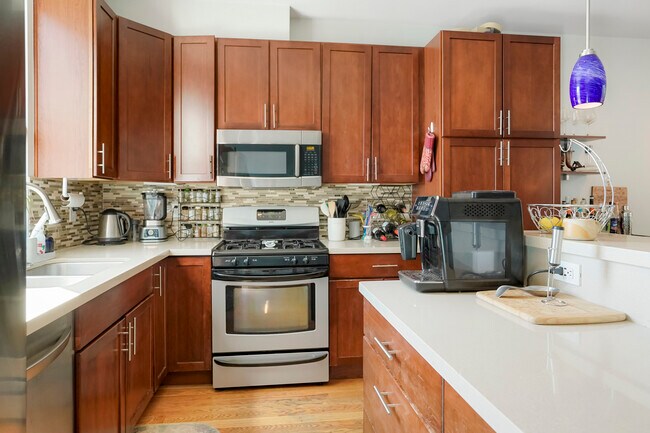 Kitchen - 4400 W 46th Ave