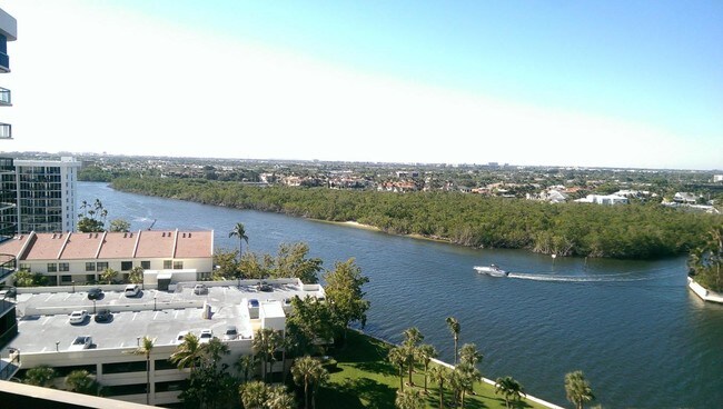 Foto del edificio - 4740 S Ocean Boulevard 1407