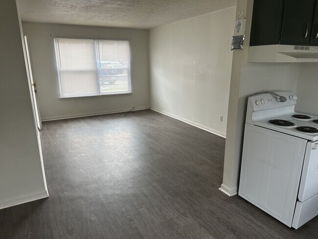 Foto del edificio - 10404 Greentree Ln