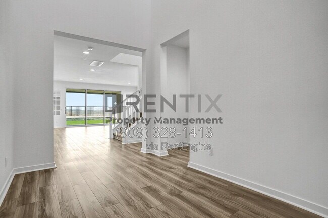 Building Photo - 18116 Hedgerow Way