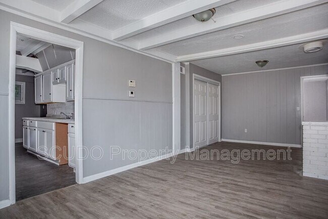 Building Photo - 3030 N 75th Terrace