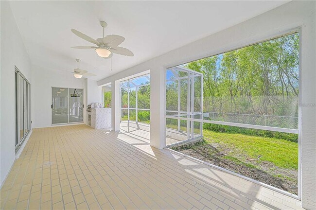 Building Photo - 3832 Sabal Springs Blvd