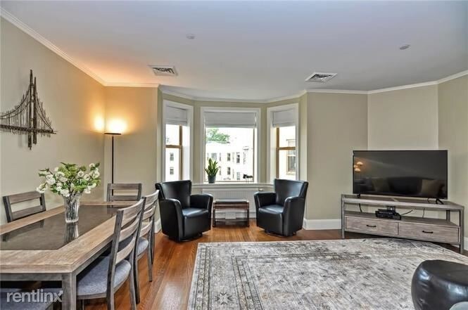 Foto principal - 1 br, 1 bath - 1180 Narragansett Blvd Apt B6