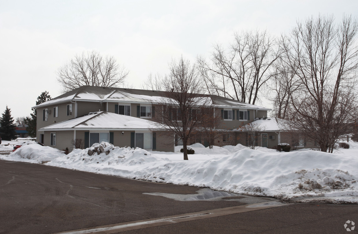 Raven Court - Raven Court Townhomes