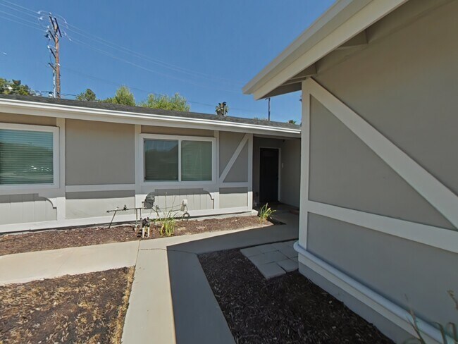Building Photo - 22123 Alamogordo Rd