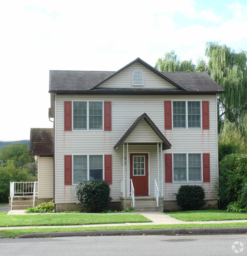 Building Photo - 1024 Meade St